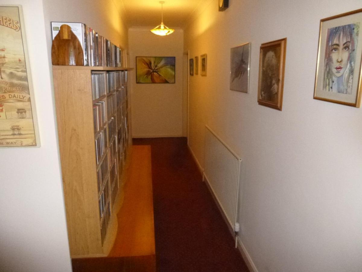 The Garden House B&B Knighton  Dış mekan fotoğraf